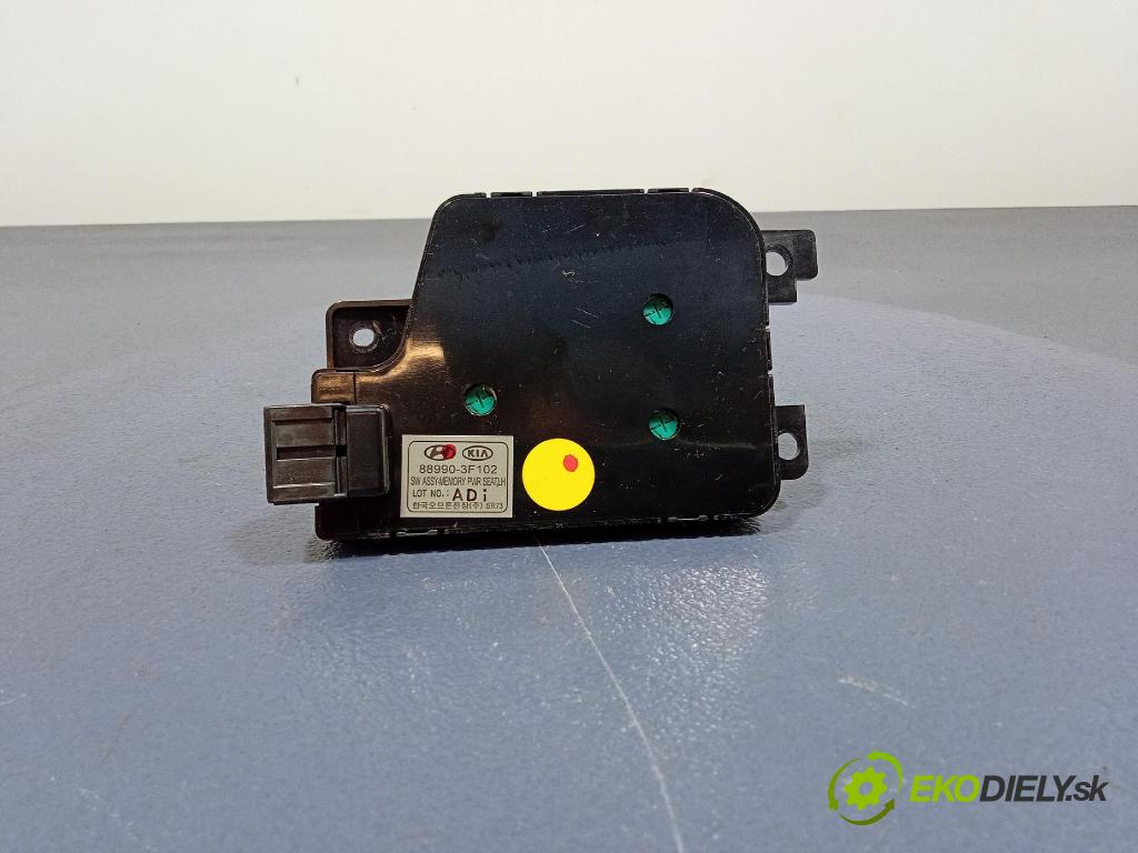 Kia Opirus 2005 Přepínač Křesla 88990-3F102