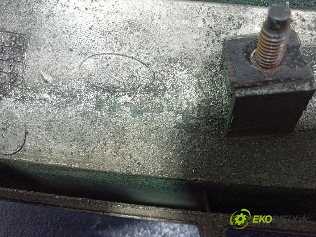 Kia Opirus 2005 miežka / Gril: GHX86350