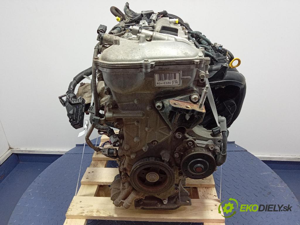 Toyota Auris 2016 motor Benzín: A1ZR-E12U