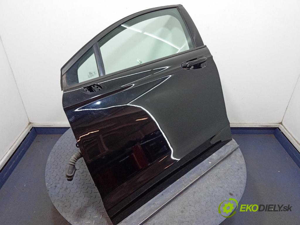 Ford Mondeo 2017 dveře před Vlevo, odjet: