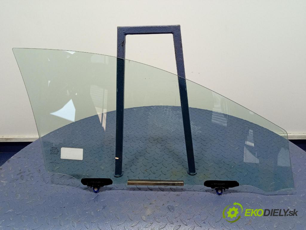 Toyota Auris 2016 sklo dvere Predné ľavá 