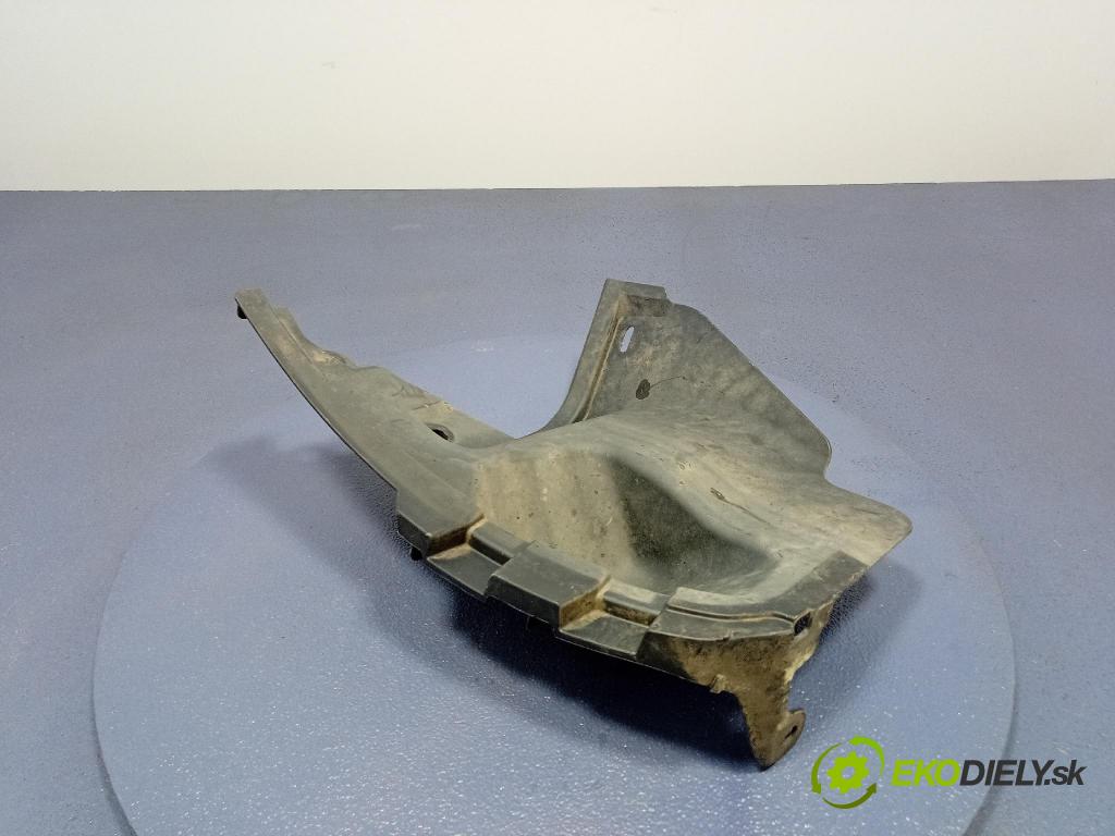 Toyota Auris 2016 kryt Plast: podvozek: 52591-02260