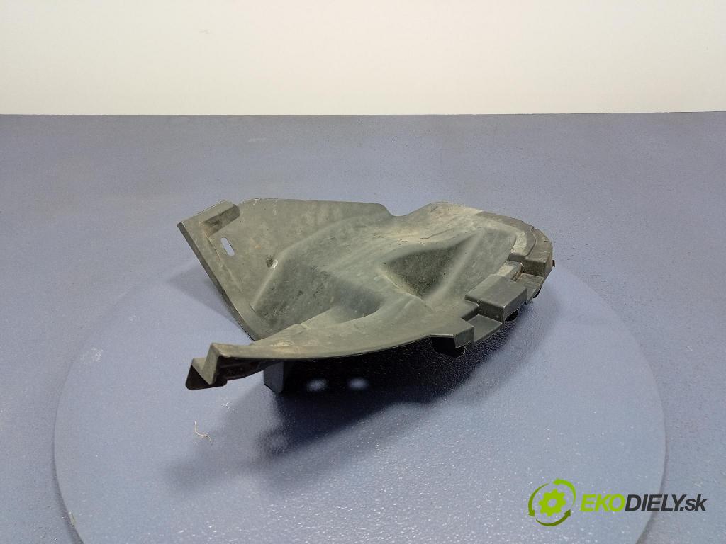 Toyota Auris 2016 kryt Plast: podvozek: 52591-02260
