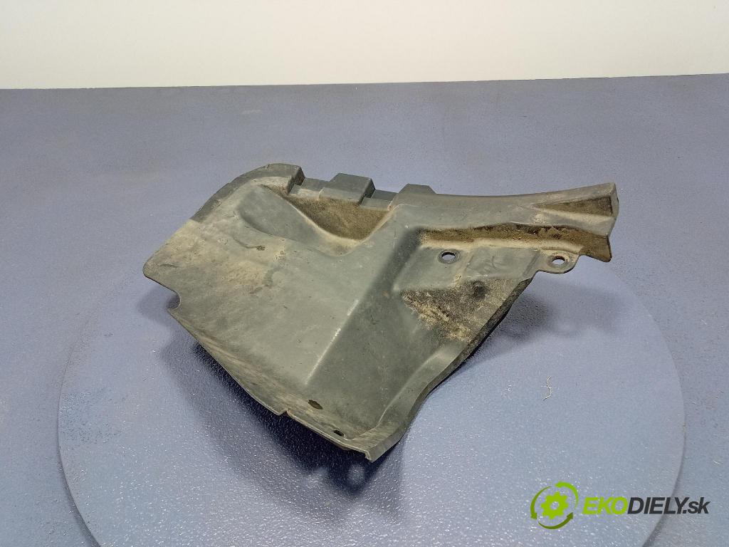 Toyota Auris 2016 kryt Plast: podvozek: 52591-02260