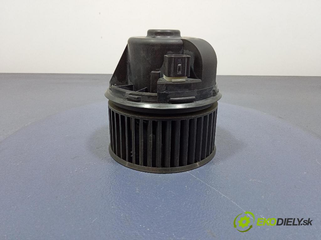 Ford Focus 2016 ventilátor Vzduch: AV6N-18456-CA