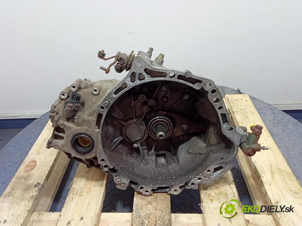 Toyota Yaris 2001 prevodovka Manualna
