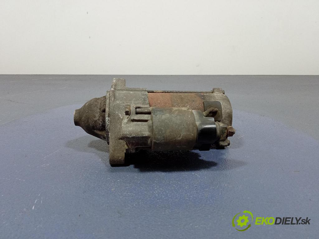 Toyota Yaris 2001 štartér 228000-8550
