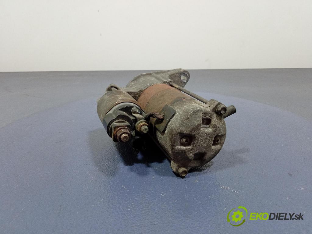 Toyota Yaris 2001 štartér 228000-8550