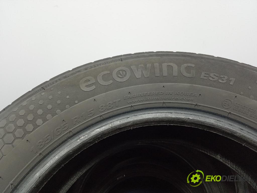 Saab 9-3 2006 pneumatika Leto: 8808956279516