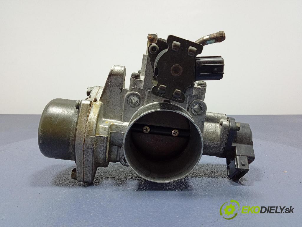 Kia Opirus 2005 klapka E0T70473