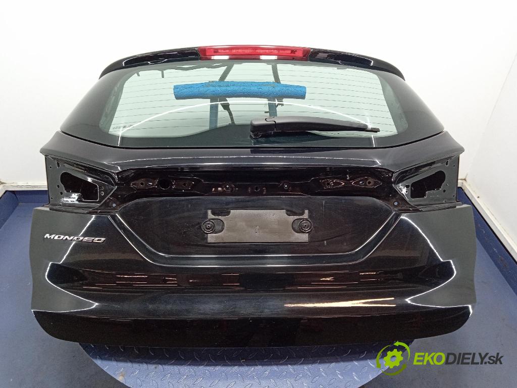 Ford Mondeo 2017 zadna dveře kufra: kufra: