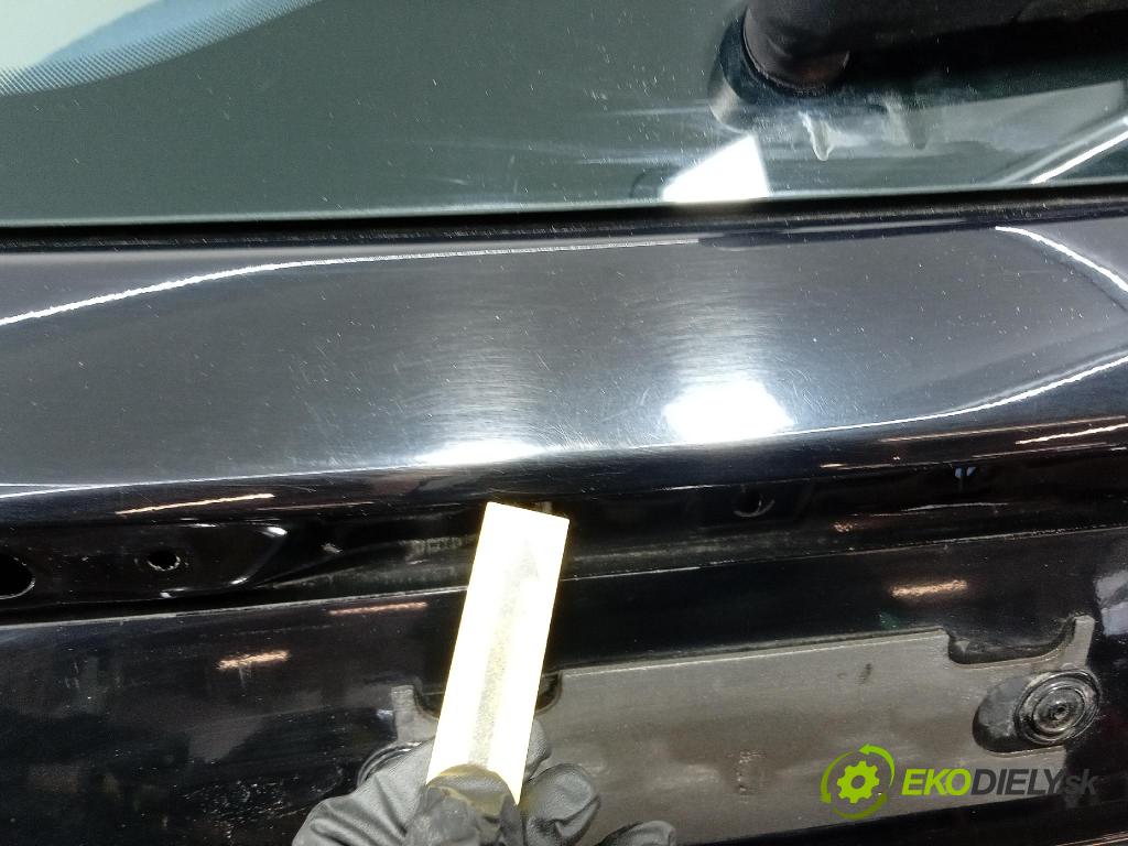 Ford Mondeo 2017 zadna dveře kufra: kufra: