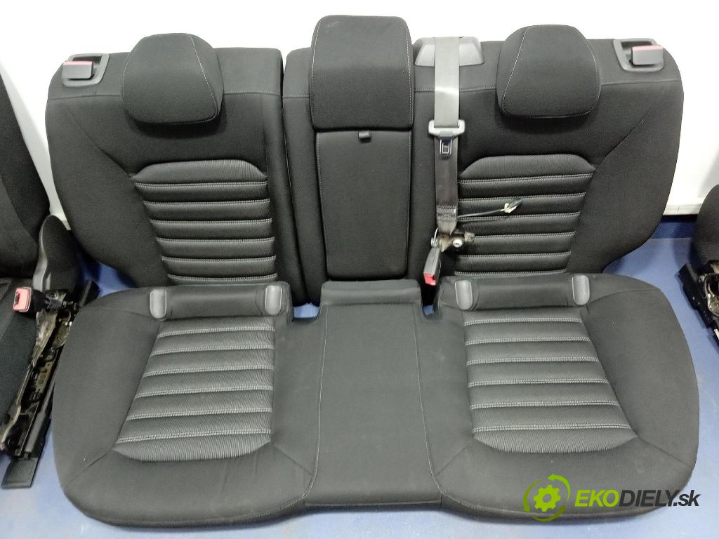 Ford Mondeo 2017 sedačke: Set.: