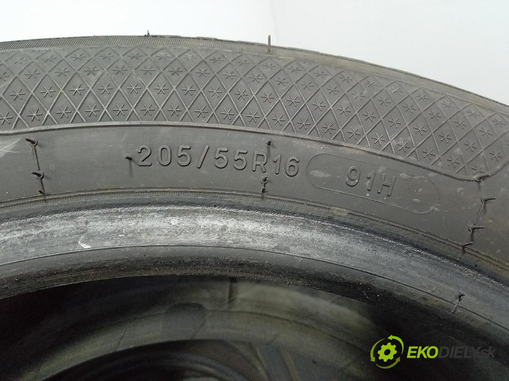 Kia Opirus 2005 pneumatika ZIMA: 3528708181984