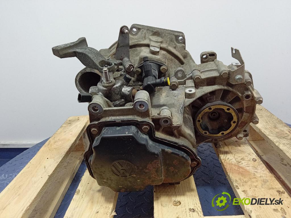 Vw Passat 2006 prevodovka Manualna HNV