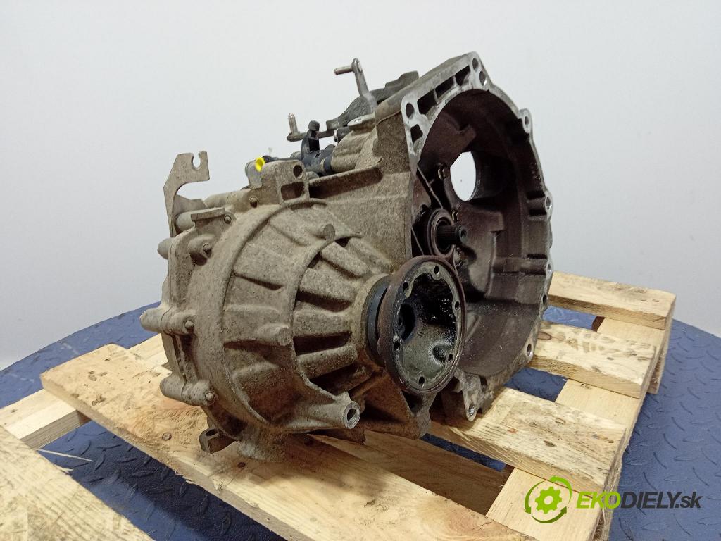 Vw Passat 2006 prevodovka Manualna HNV
