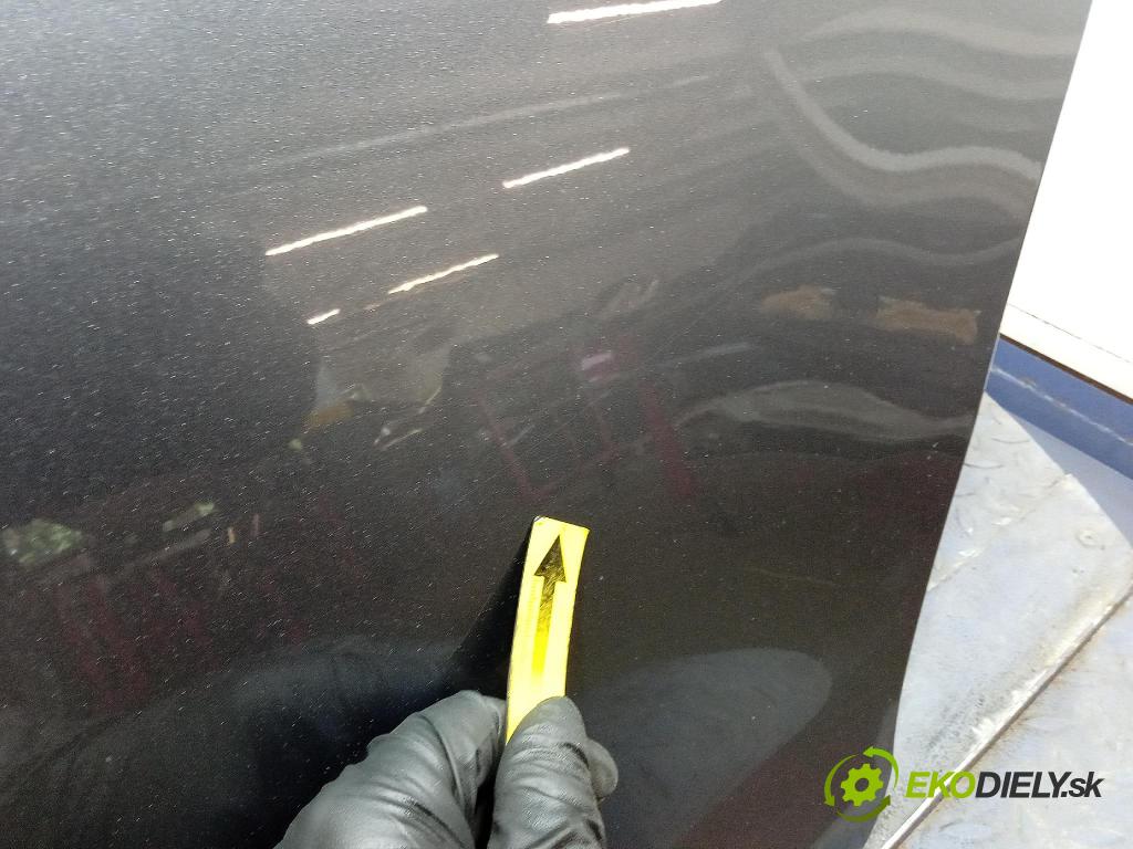 Vw Jetta 2006 dvere zad Vľavo: