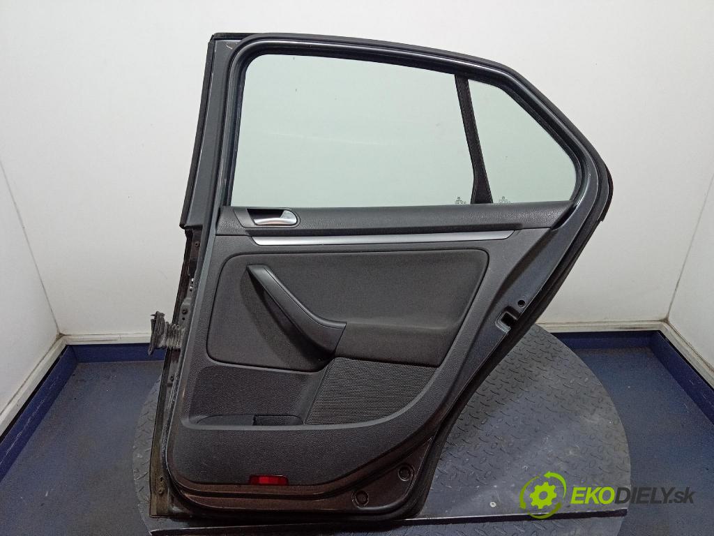 Vw Jetta 2006 dvere zad pravé 