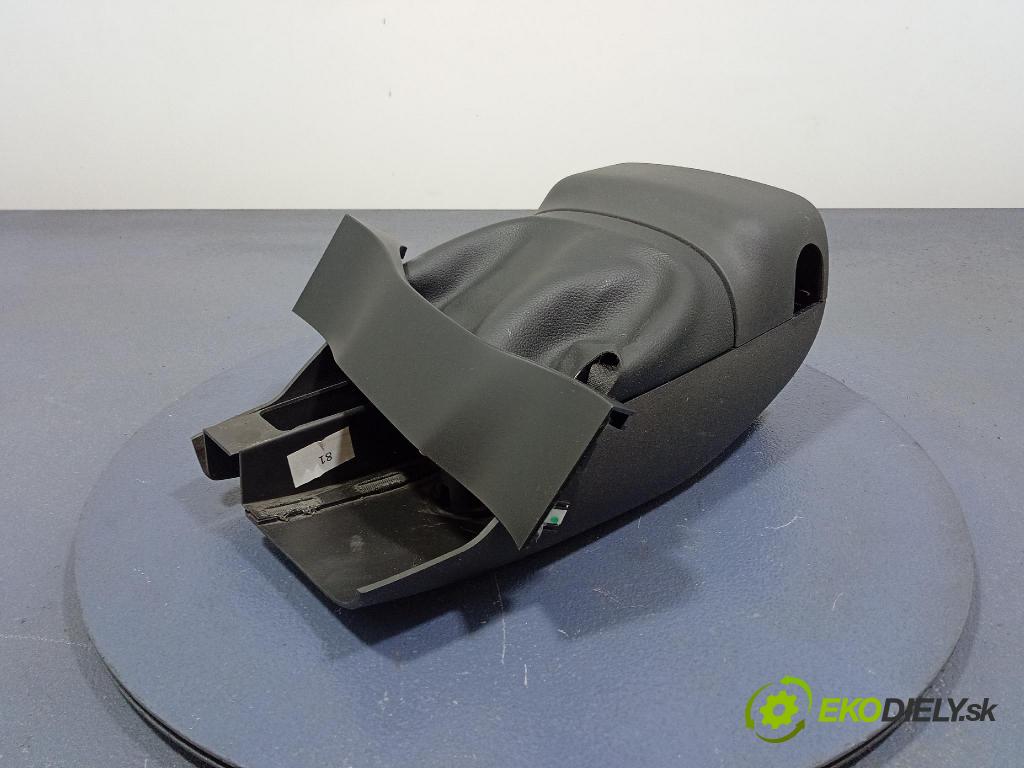 Ford Mondeo 2017 kryt Plast: Interiéry: DS73-3533-MA