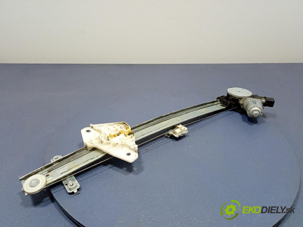 Subaru Xv 2015 mechanizmus okna Okná: Predné Vľavo: