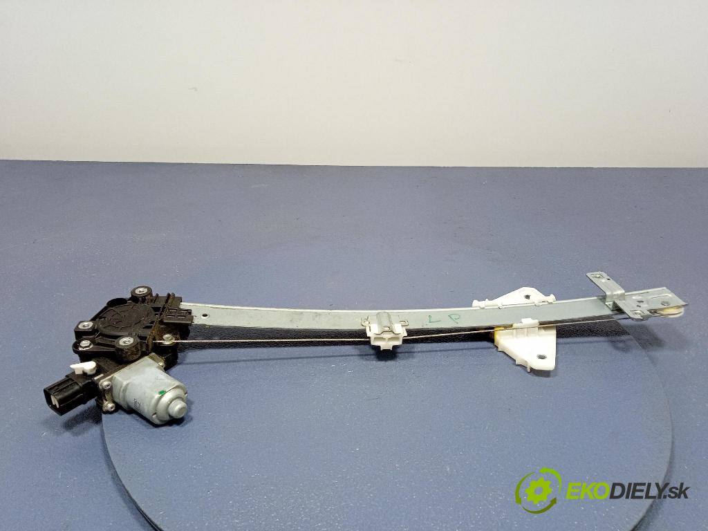 Subaru Xv 2015 mechanizmus okna Okná: Predné Vľavo: