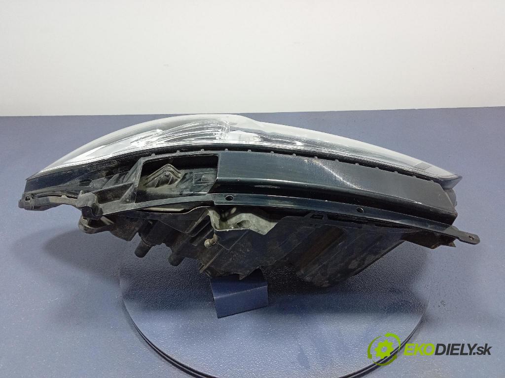 Ford Mondeo 2017 světlo v pravo: DS73-13W029-AG