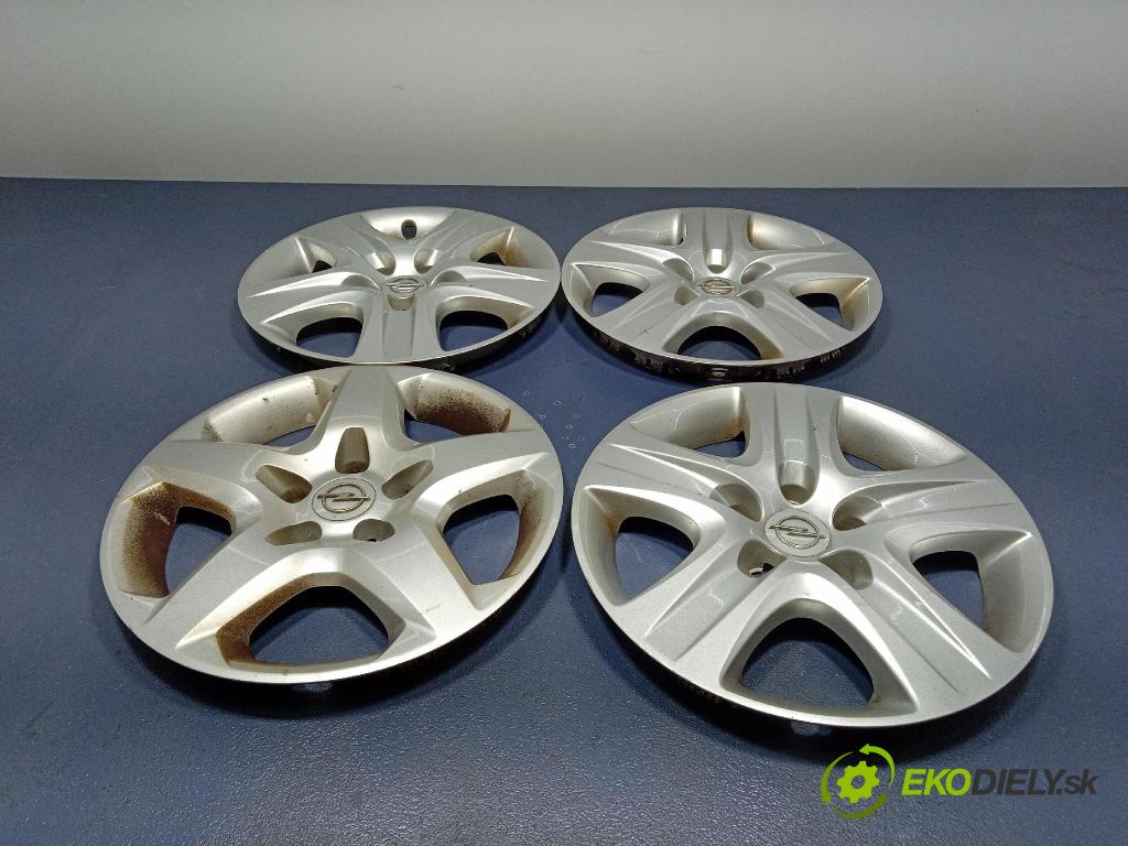 Opel Zafira 2009 puklica kola: 13282335