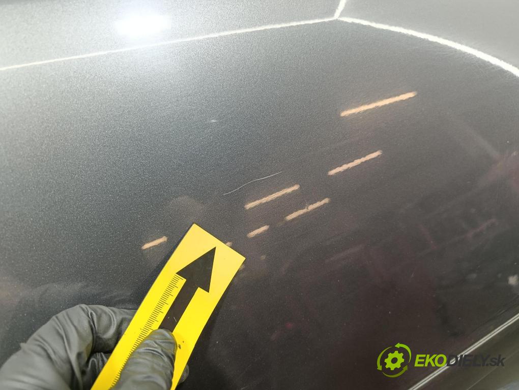 Opel Zafira 2009 dvere Predné pravé