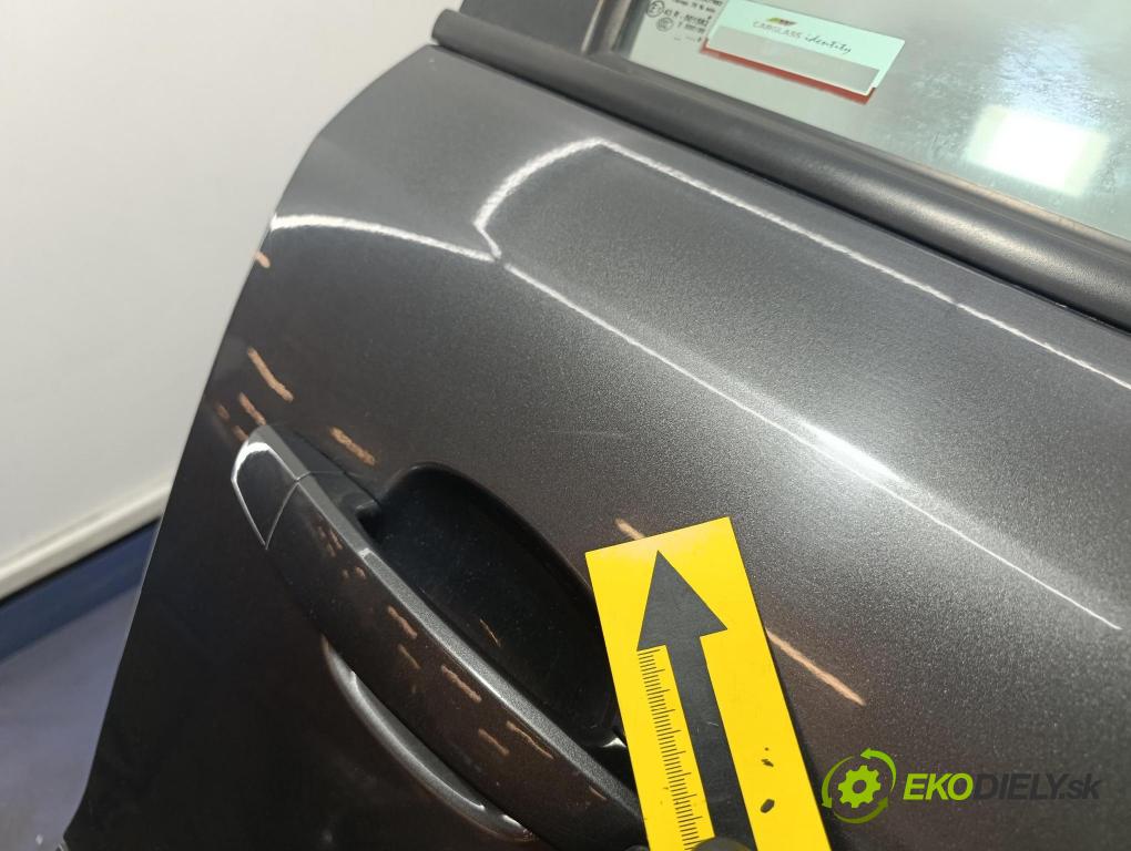 Opel Zafira 2009 dvere Predné pravé