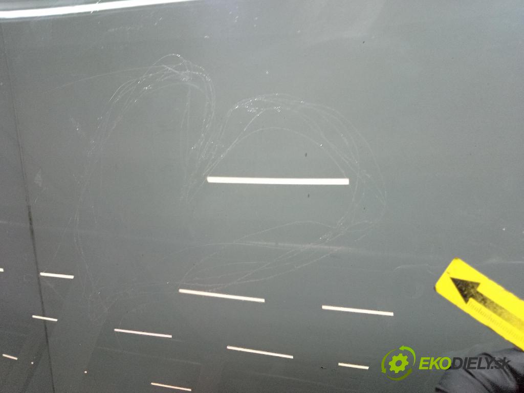 Opel Zafira 2009 dvere zad Vľavo: