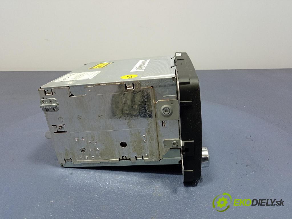 Vw Jetta 2006 Radio I Navigácia: 1K0035186R