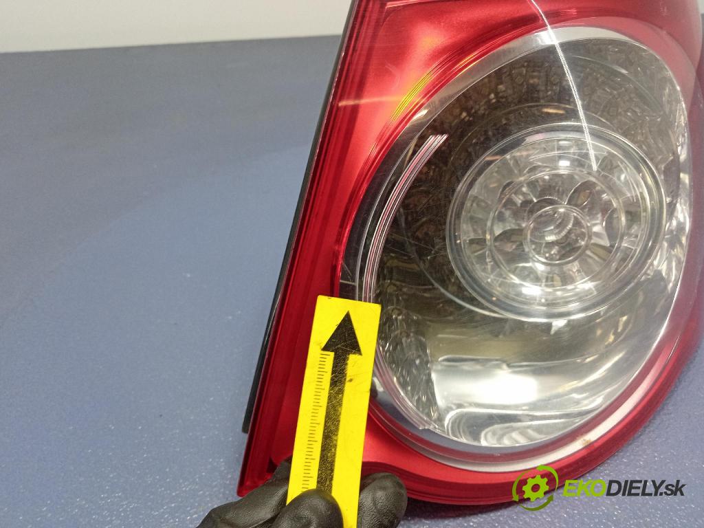 Vw Jetta 2006 svetlo / reflektor zad Prava: Vonkajsia: 1K5945096G