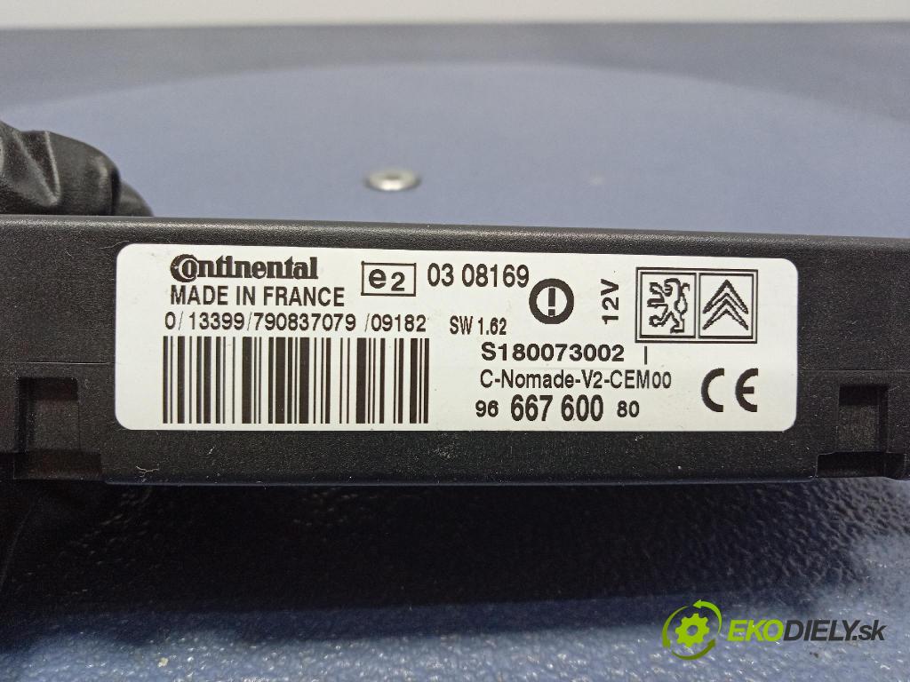 Citroen C8 2009 riadiaca jednotka 9666760080