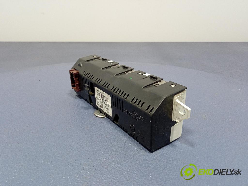 Citroen C8 2009 Zobrazit: Rádio: / GPS 9666483680