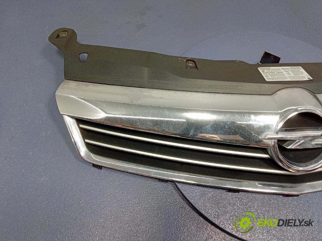 Opel Astra 2010 miežka / Gril: 13225775