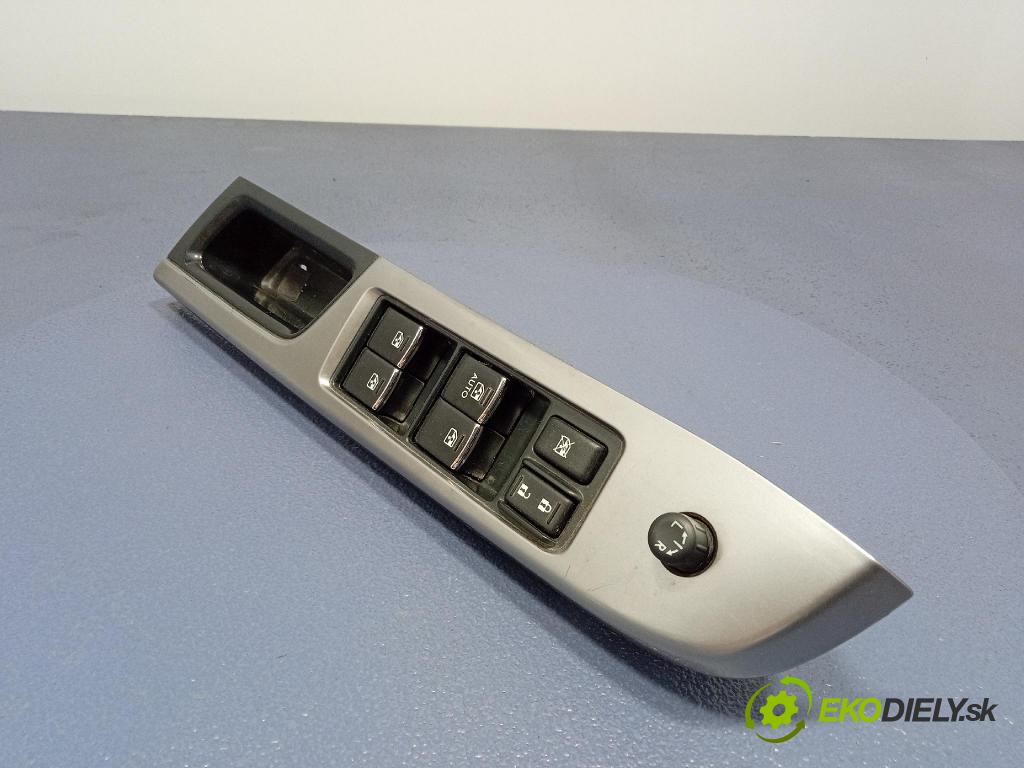 Subaru Xv 2015 prepínač Okná: 83071FJ110