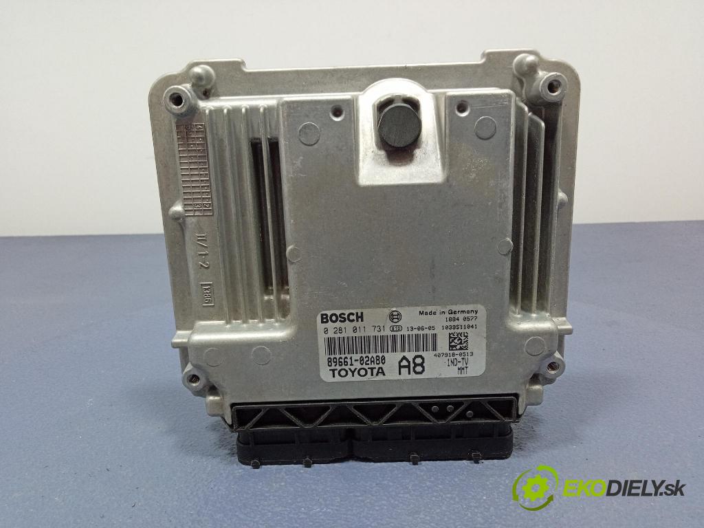 Toyota Corolla 2005 riadiaca jednotka Motor: 89661-02A80