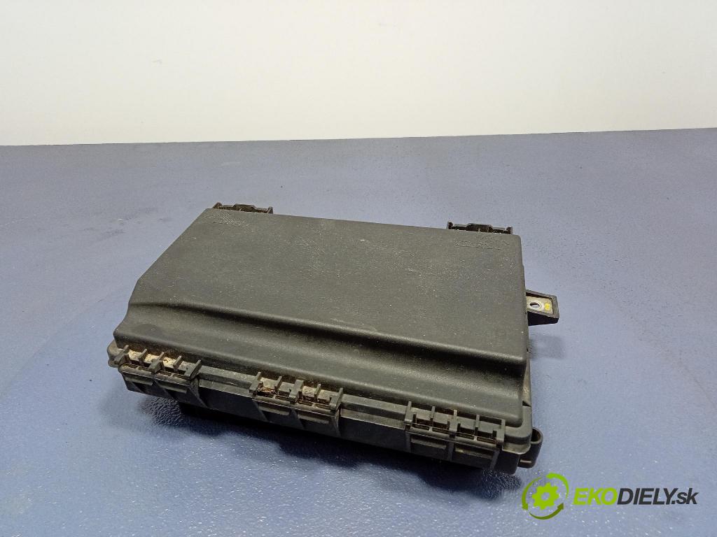 Opel Zafira 2009 skrinka Poistky: 13206748