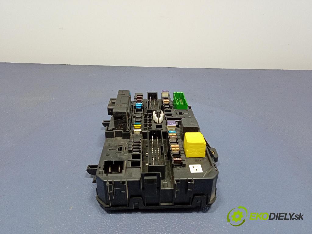 Opel Zafira 2009 skrinka Poistky: 13268286