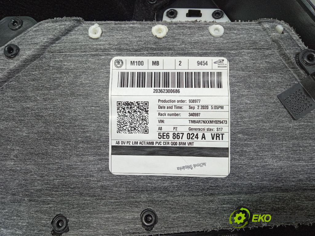 Skoda Octavia 2020 Čalounictví: dvere zad Prava: 5E6867024A