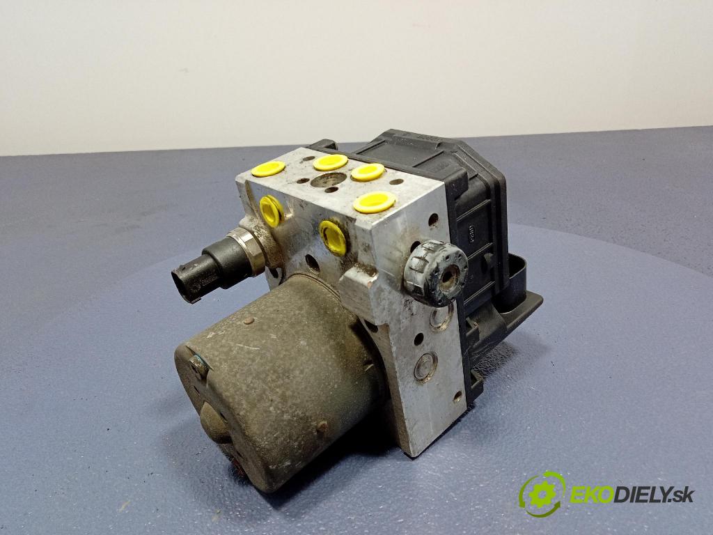 Audi A4 2001 čerpadlo ABS x 0265950011