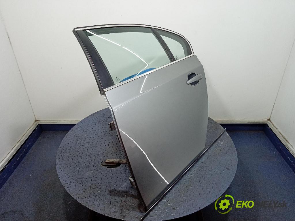 Bmw Seria 5 2005 dvere zad Vľavo: