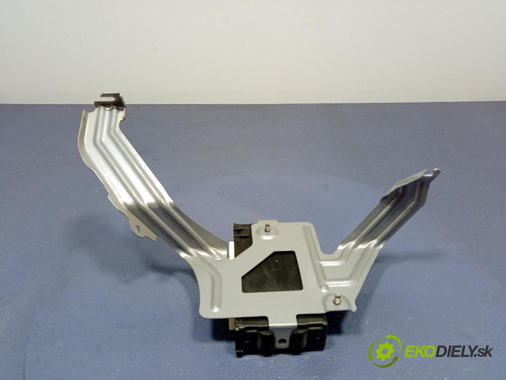 Subaru Xv 2015 řídící jednotka Motor: 22765AH491