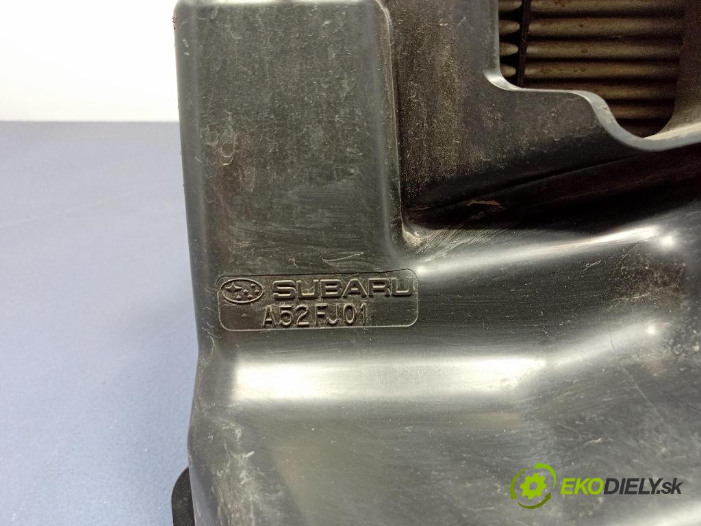 Subaru Xv 2015 obal Filtre: Vzduch: