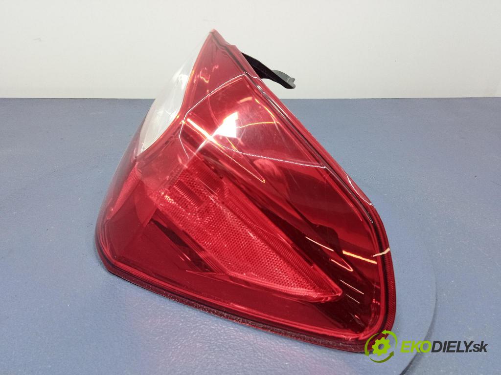 Subaru Xv 2015 svetlo / reflektor zad Prava: Vonkajsia: 84201-FJ060