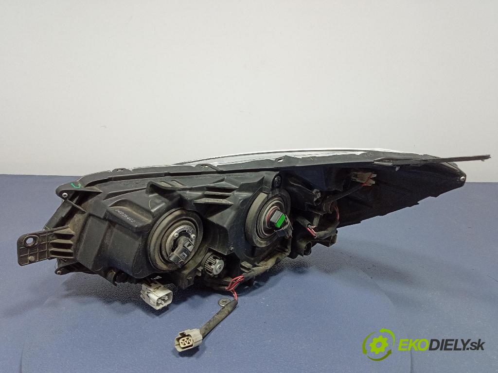 Subaru Xv 2015 Reflektor: v pravo: