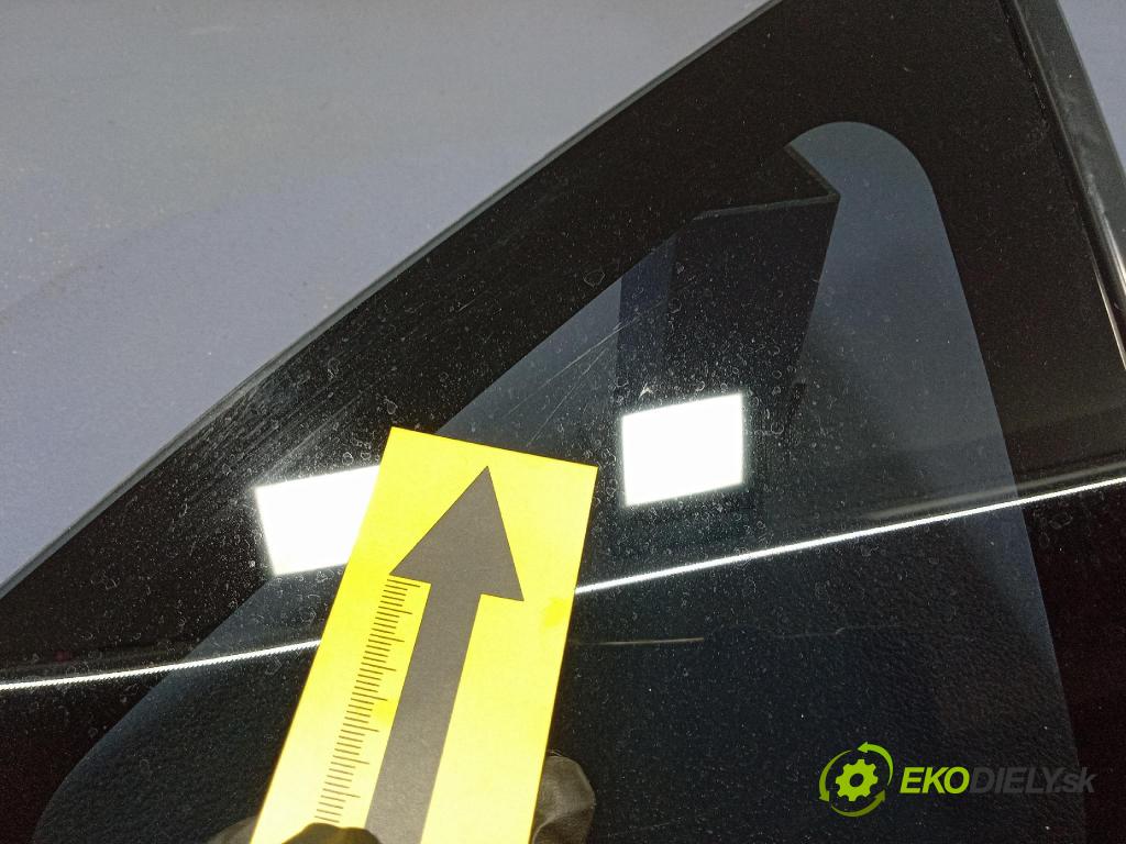 Subaru Xv 2015 sklo Karosérie: Zad: