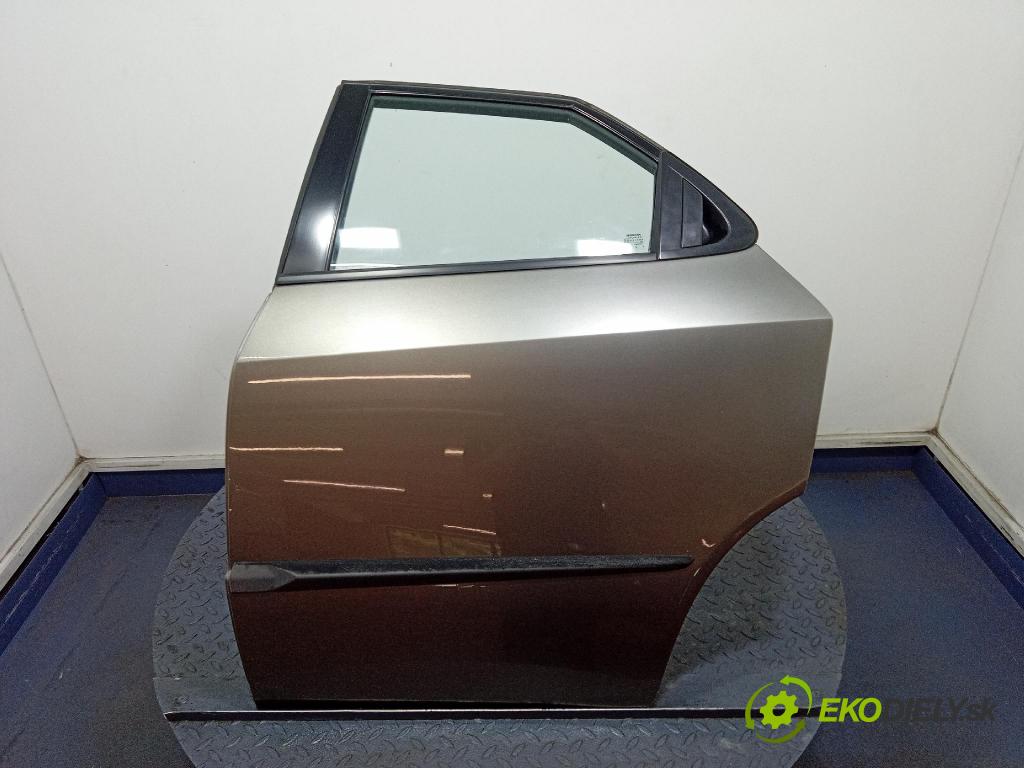 Honda Civic 2007 dvere zad Vľavo: