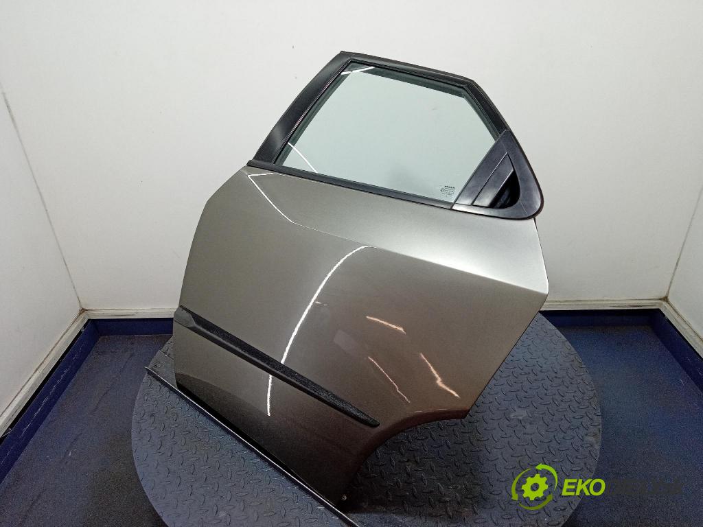 Honda Civic 2007 dvere zad Vľavo: