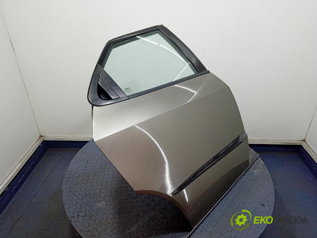 Honda Civic 2007 dvere zad pravé